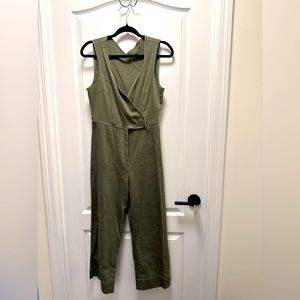 Green sleeveless dynamite jumpsuit
